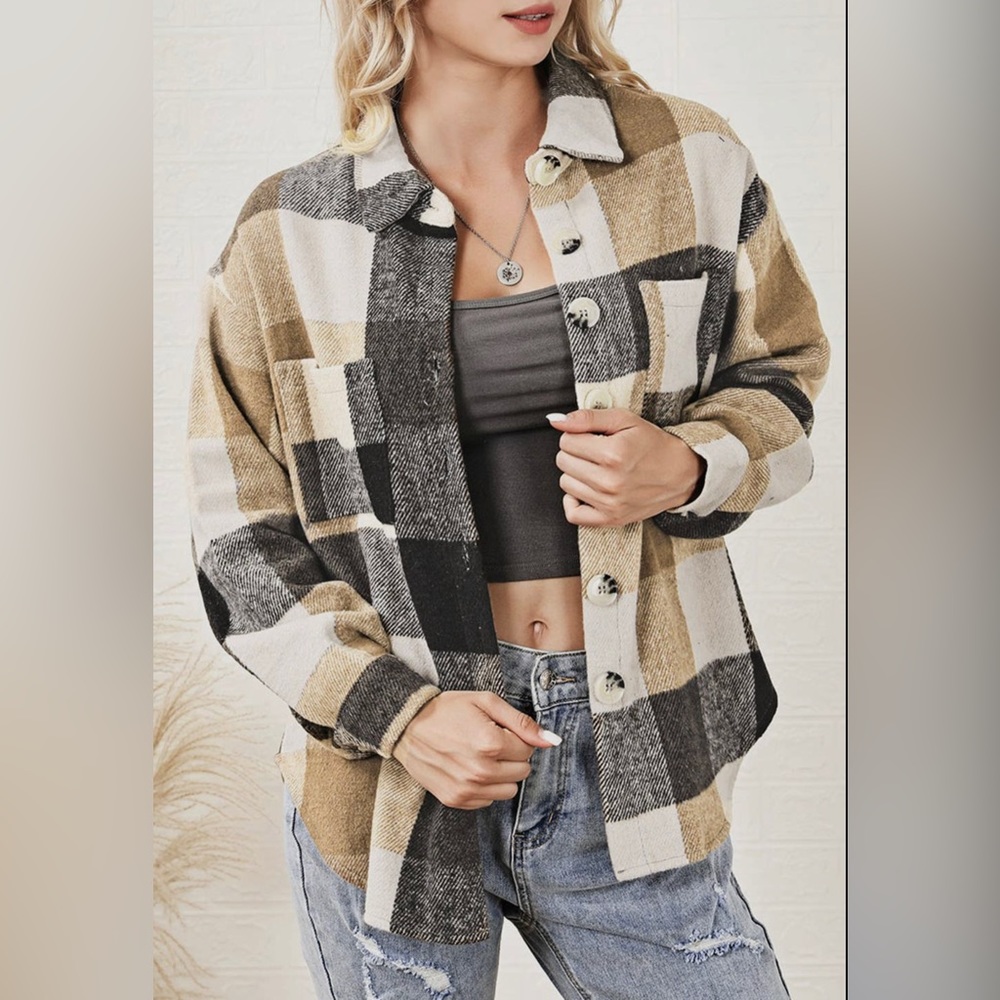 NWT Khaki Plaid Block Button Long Sleeve Shacket